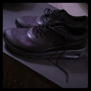 Nike women’s sneakers